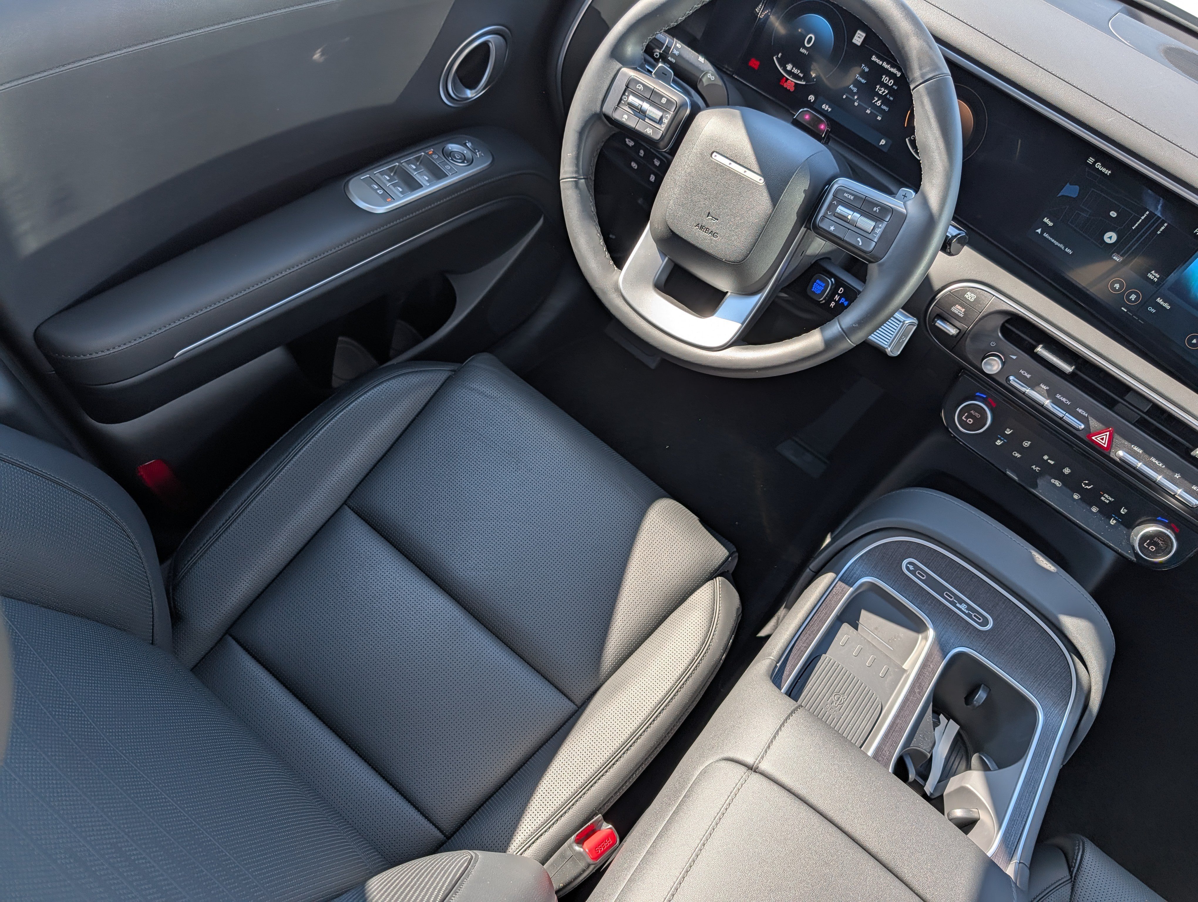 Certified 2026 Hyundai Palisade Limited AWD/4WD image 9