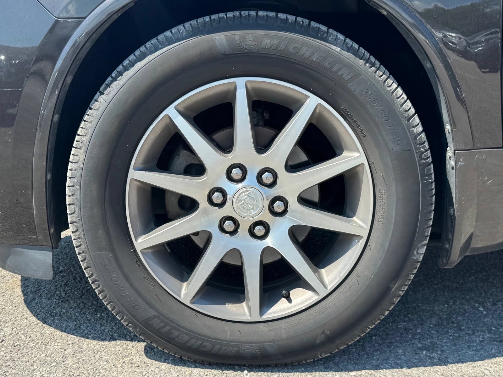 Used 2013 Buick Enclave Leather AWD/4WD image 10