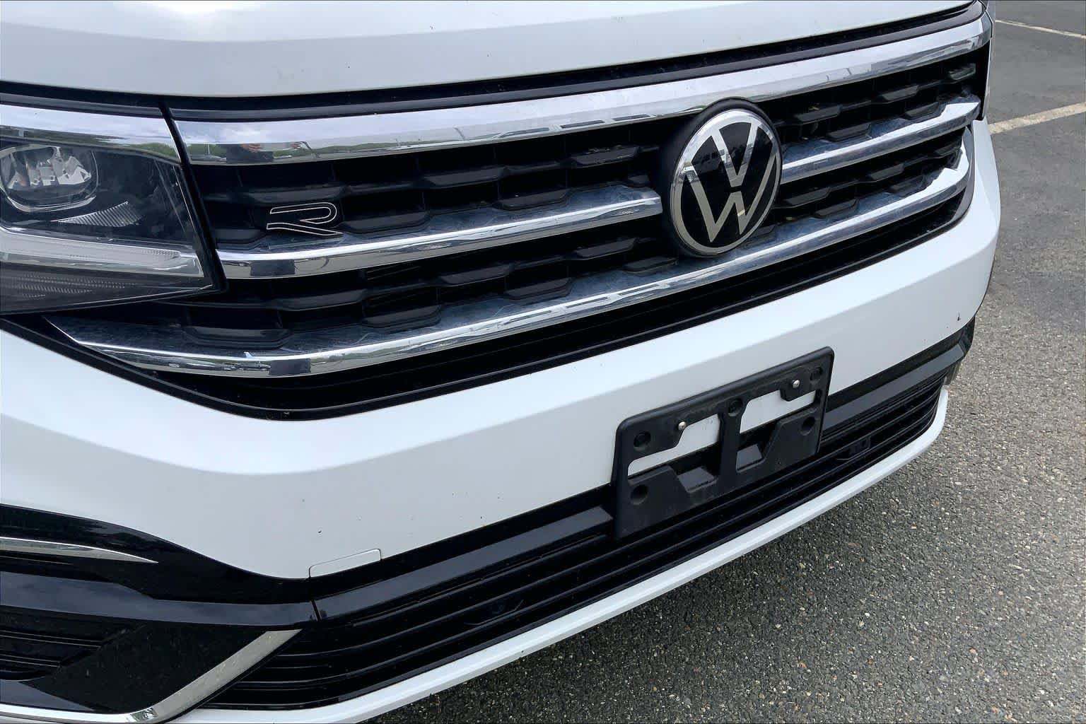 Used 2021 Volkswagen Atlas SE w/ Panoramic Sunroof Package AWD/4WD image 30