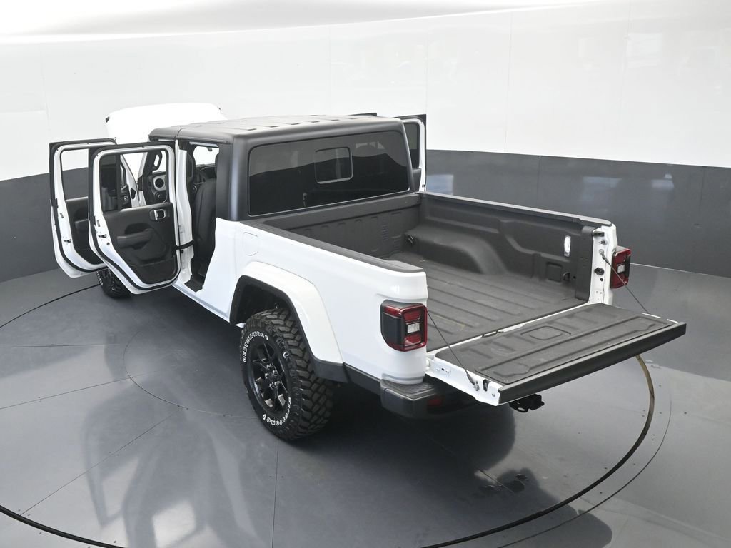 Used 2024 Jeep Gladiator Willys image 70