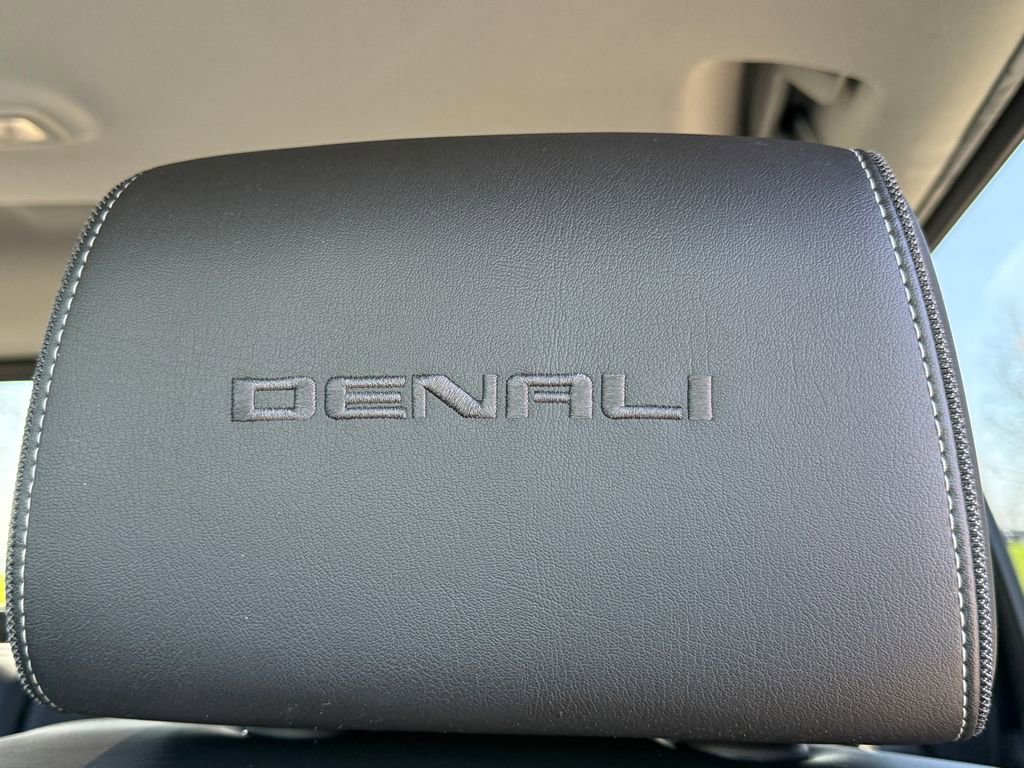 Used 2019 GMC Sierra 3500 Denali image 22