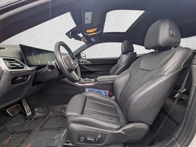 Used 2024 BMW 440i xDrive Coupe w/ Premium Package image 17