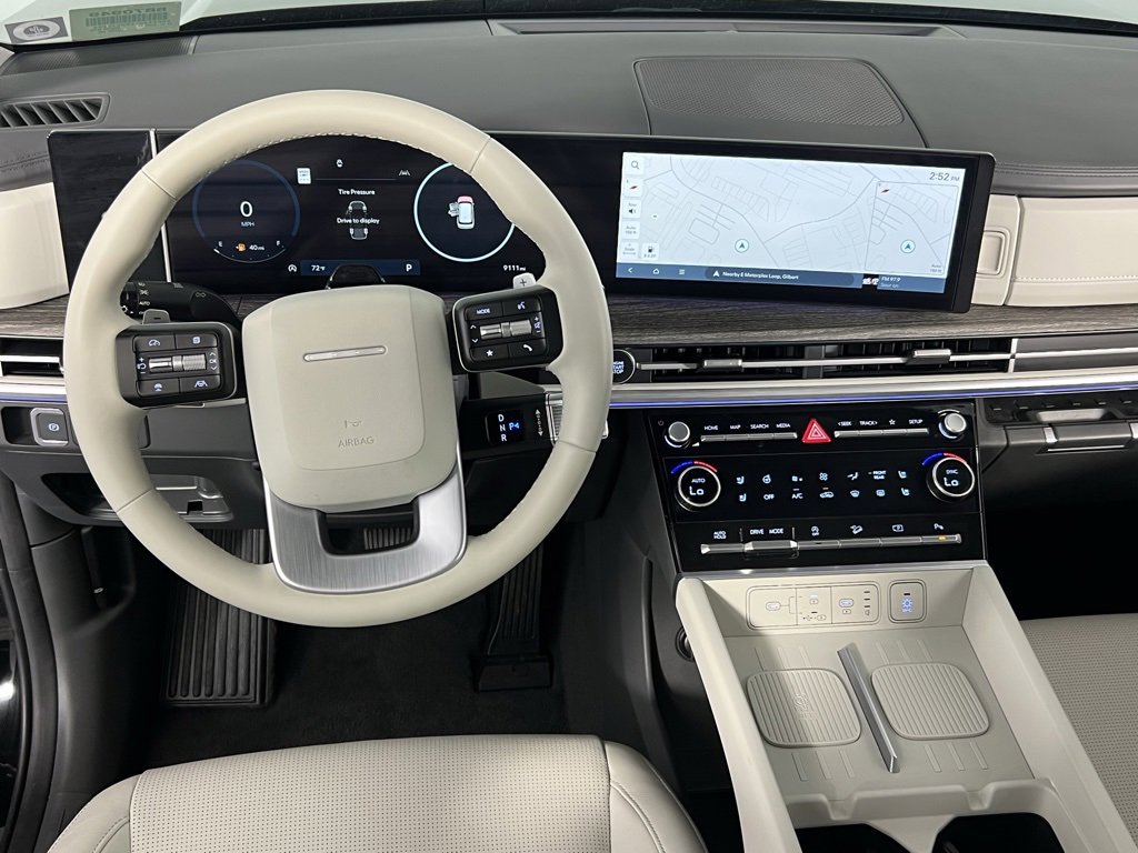 Used 2024 Hyundai Santa Fe Limited image 15