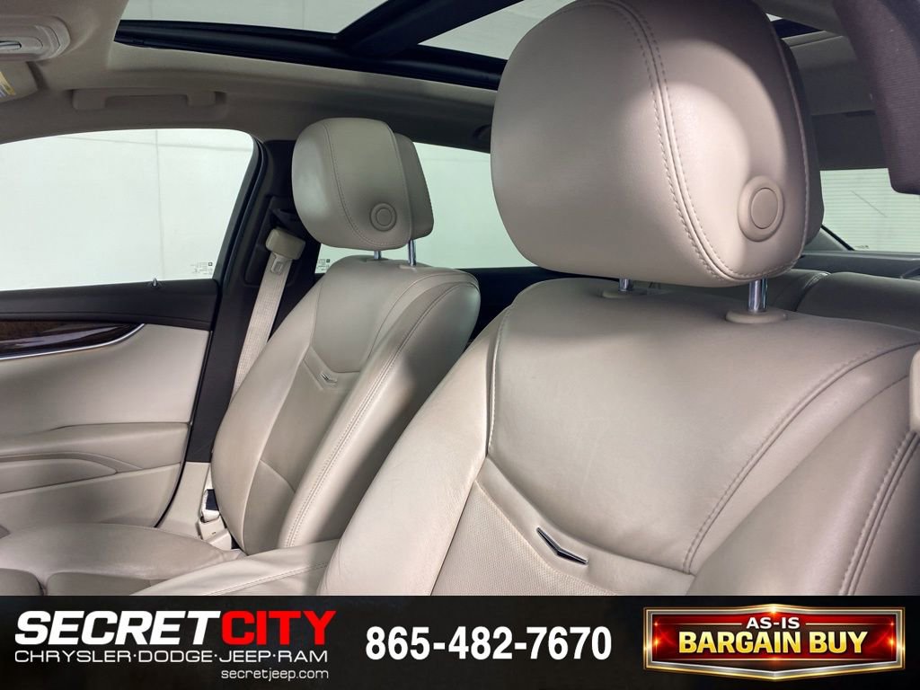 Used 2013 Cadillac XTS Luxury w/ Driver Awareness Package FWD image 10