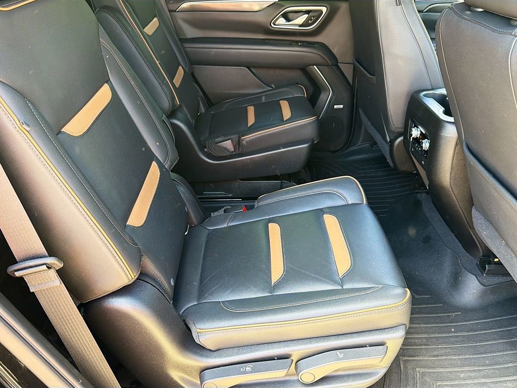 Used 2021 GMC Yukon AT4 w/ Technology Package AWD/4WD image 35