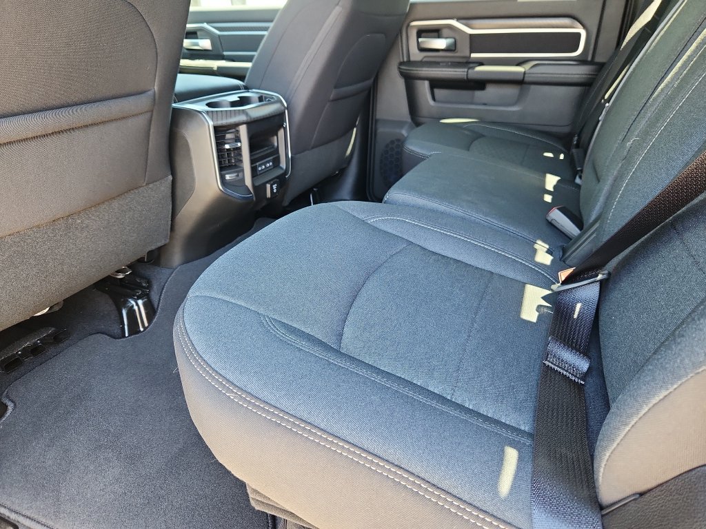 New 2026 RAM 2500 Big Horn AWD/4WD image 8
