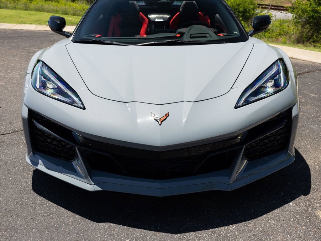 Used 2025 Chevrolet Corvette Z06 w/ Stealth Interior Trim Package RWD image 12