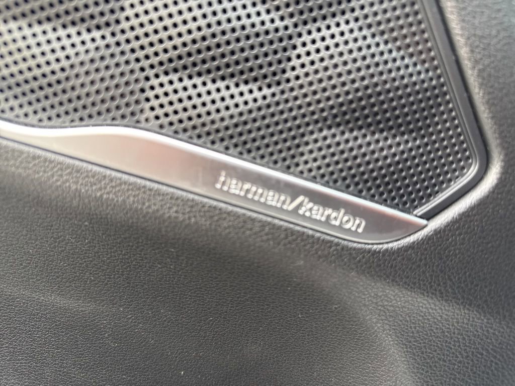 Used 2023 Hyundai Santa Fe Limited w/ Cargo Package image 4