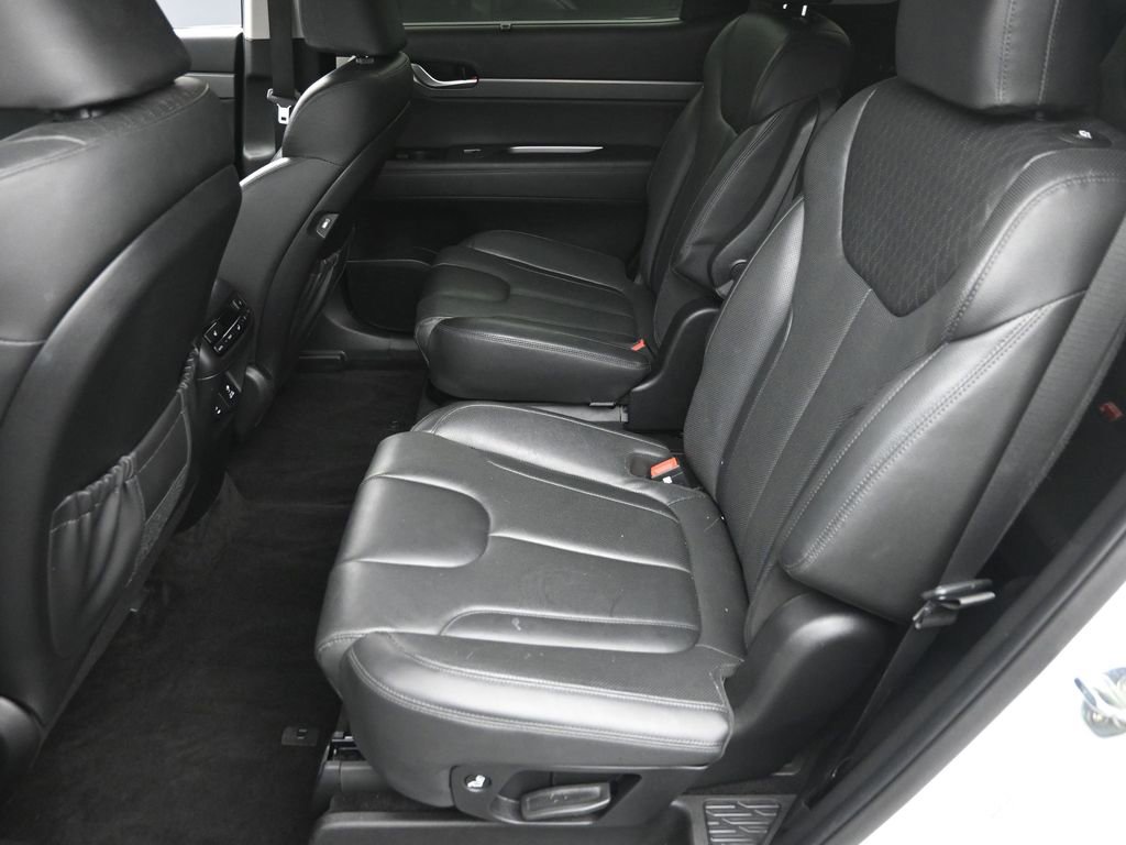 Used 2022 Hyundai Palisade SEL w/ Premium Package image 12
