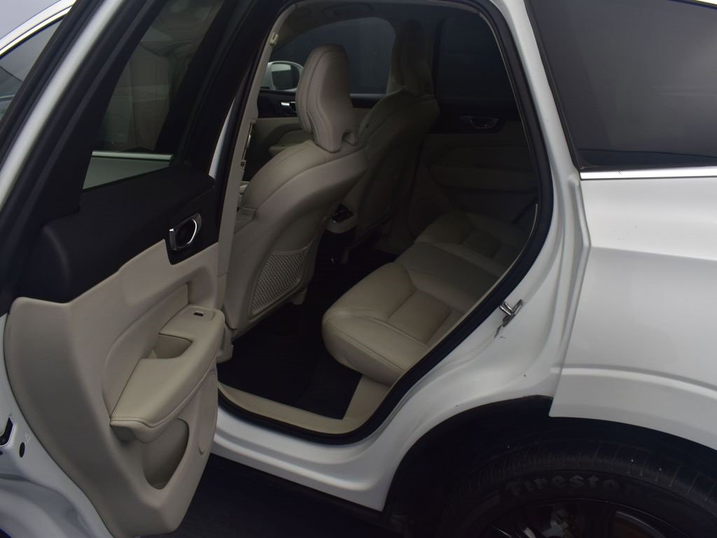 Used 2020 Volvo XC60 T6 Inscription w/ Protection Package Premier image 7