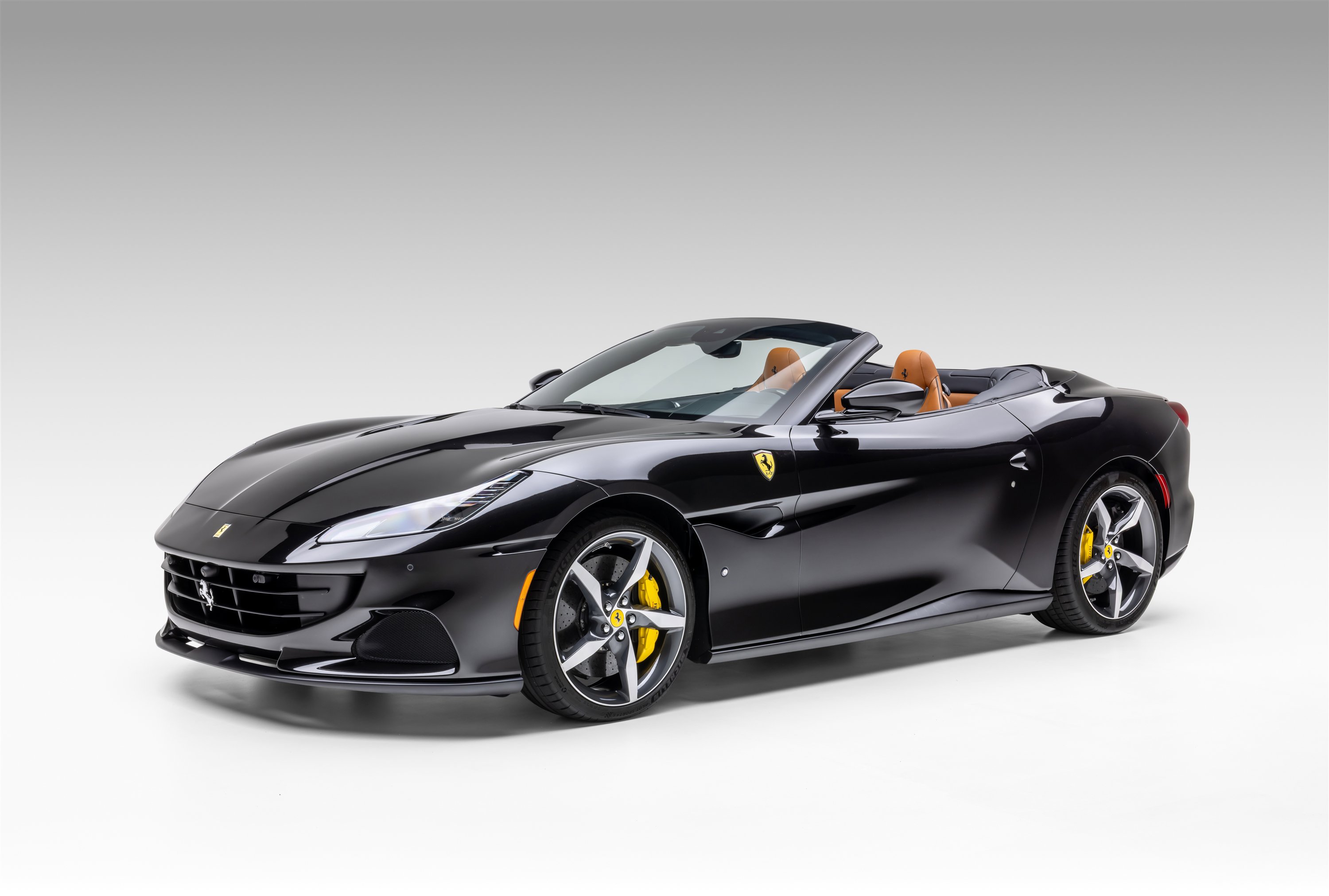Certified 2023 Ferrari Portofino M RWD image 2