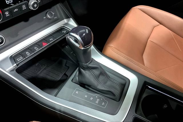 Used 2025 Audi Q3 2.0T Premium w/ Convenience Package image 13