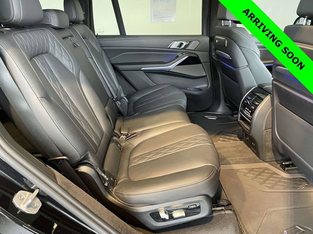 Used 2023 BMW X7 xDrive40i w/ Executive Package image 21