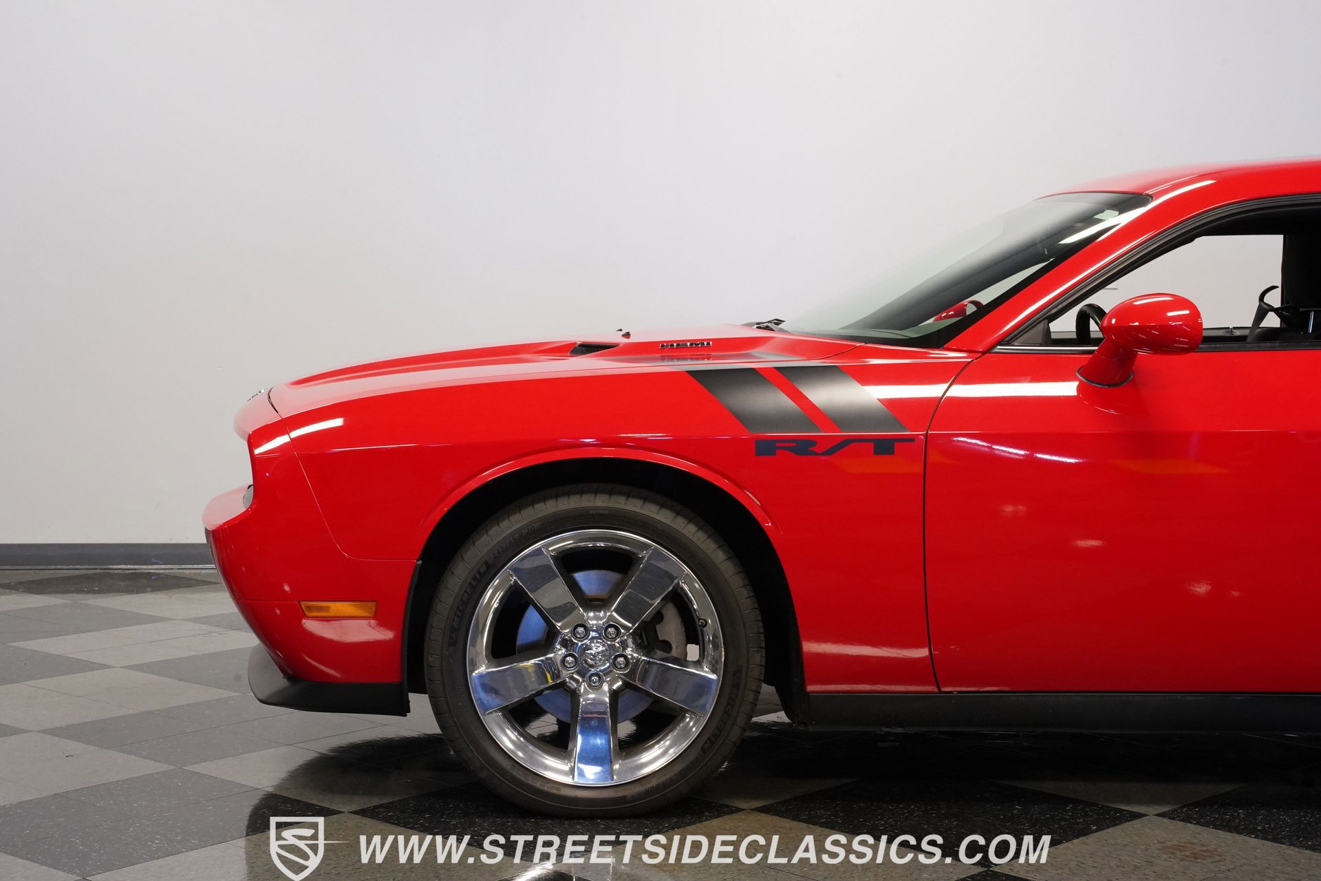 Used 2009 Dodge Challenger R/T image 23
