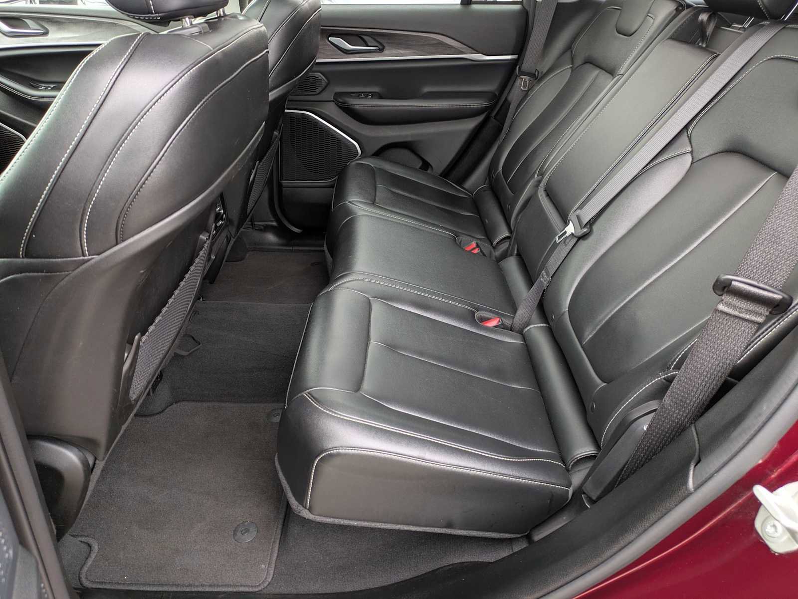 Used 2024 Jeep Grand Cherokee Limited 4xe image 19