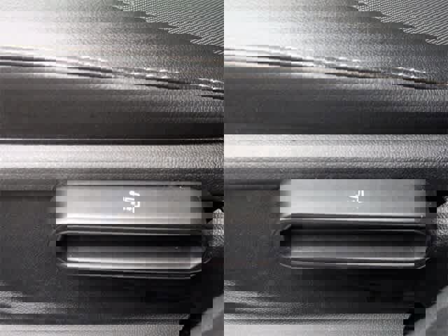 Used 2015 MINI Cooper S image 18