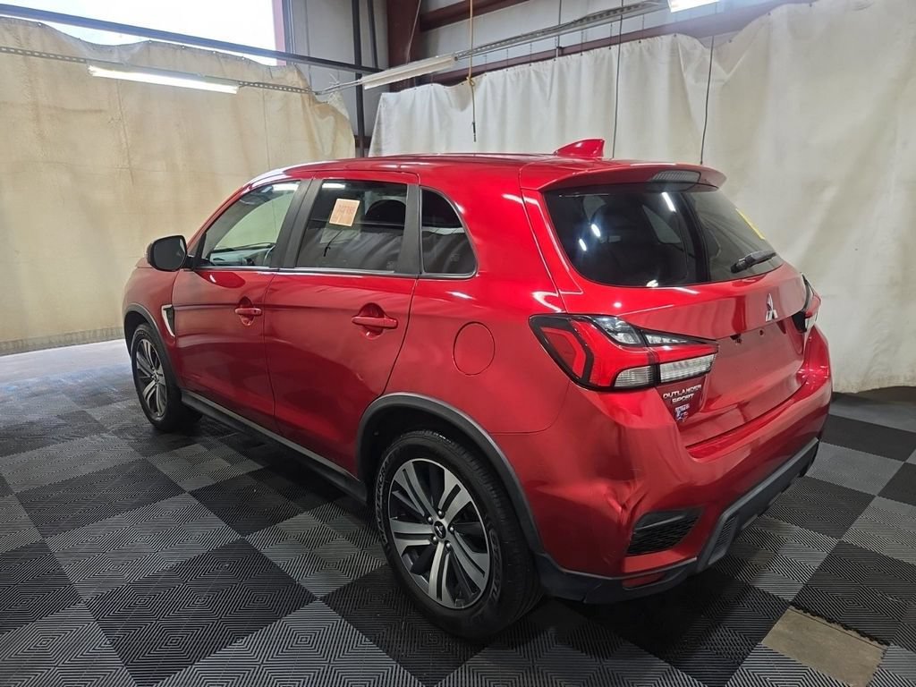 Used 2021 Mitsubishi Outlander Sport SE FWD image 4
