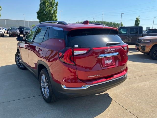 Used 2024 GMC Terrain SLT w/ Infotainment Package II AWD/4WD image 9