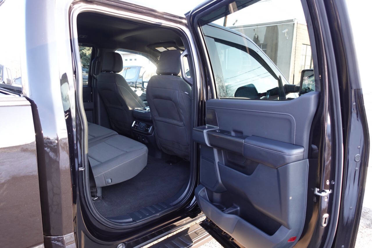 Used 2023 Ford F150 XLT w/ Equipment Group 302A High image 27