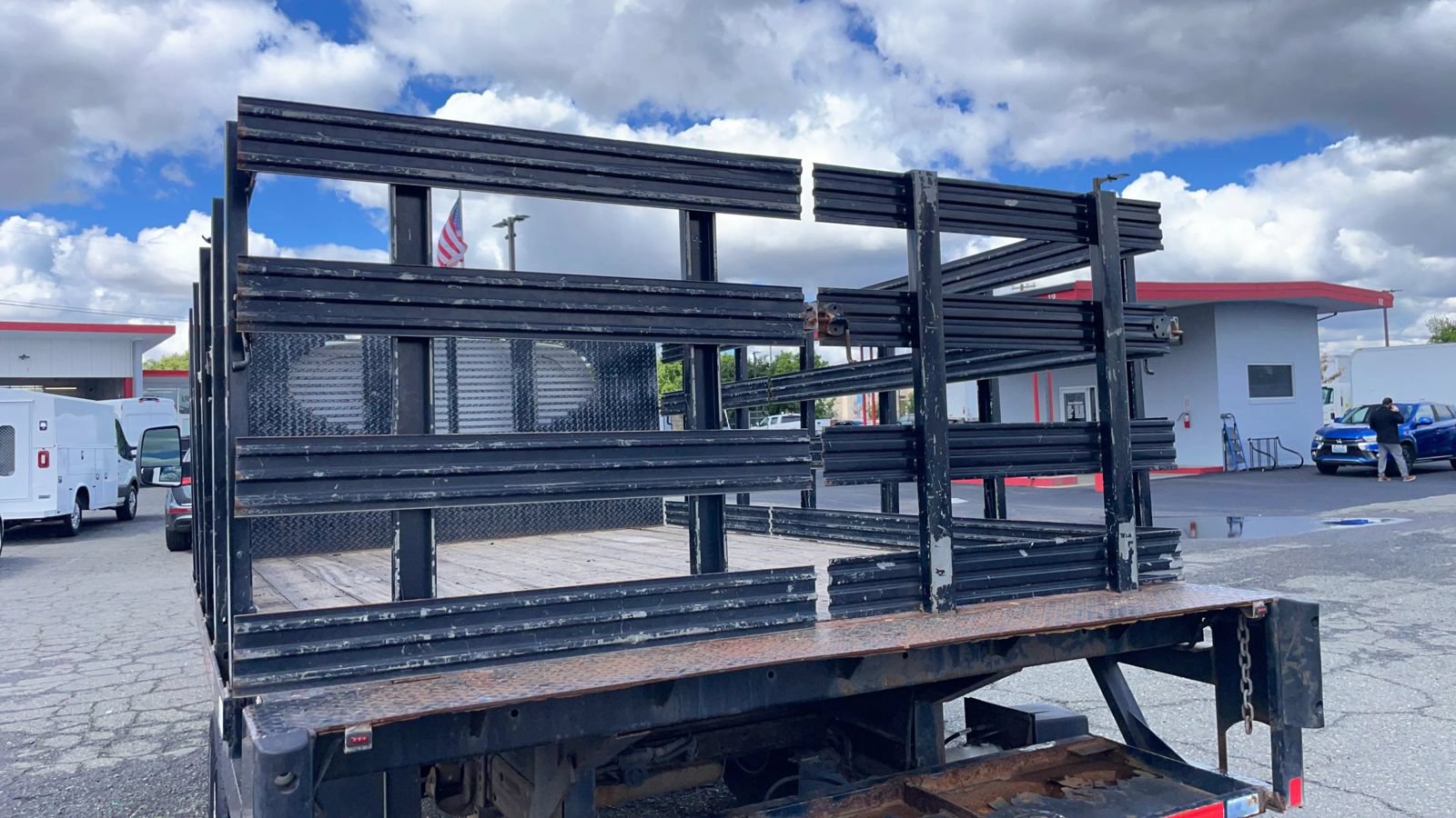 Used 2019 GMC Savana 3500 RWD image 33