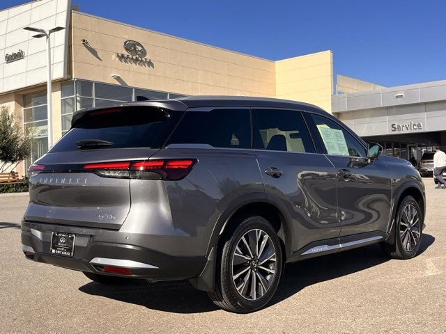 Certified 2026 INFINITI QX60 Luxe w/ Cargo Package image 4