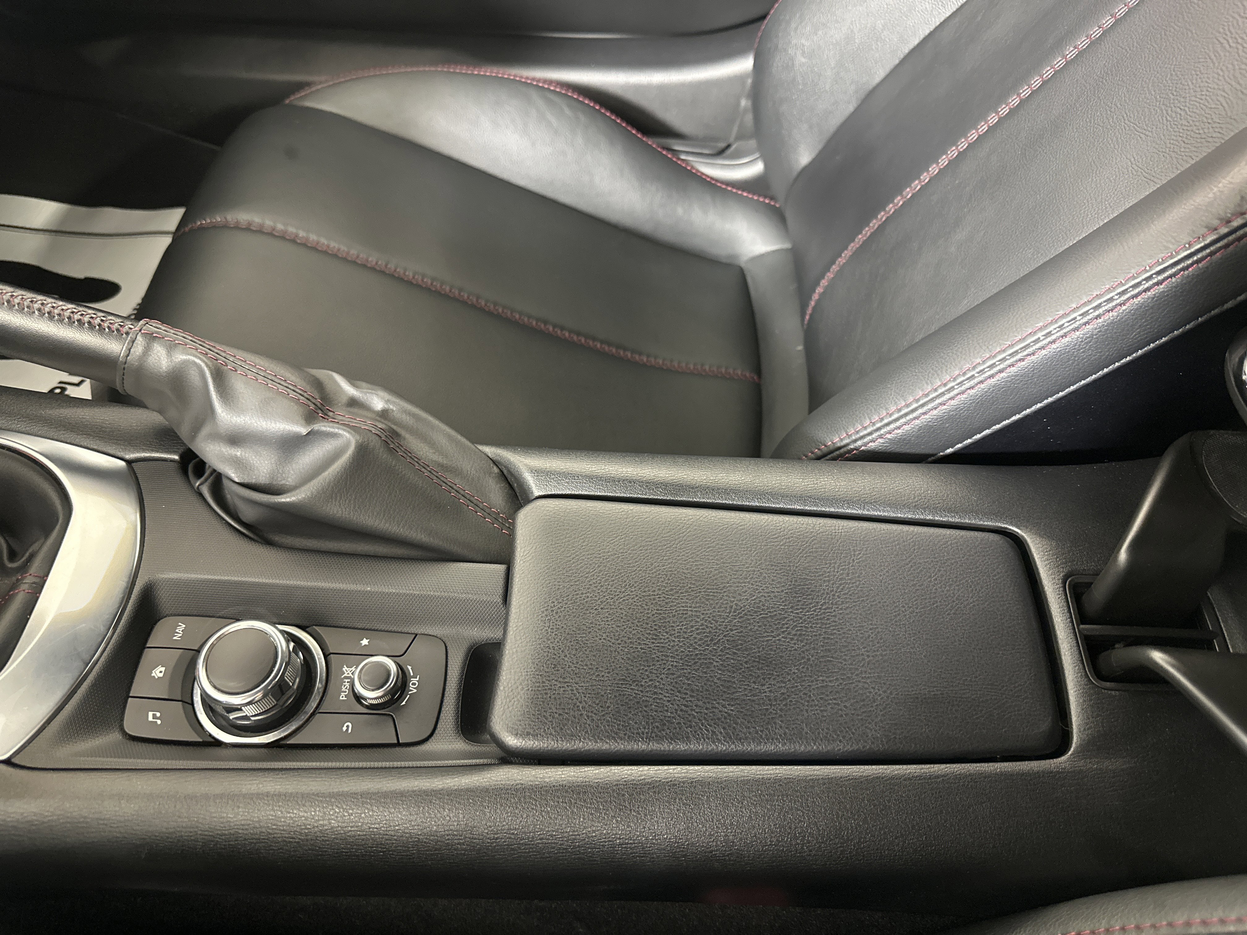 Used 2017 MAZDA MX-5 Miata RF Grand Touring image 18