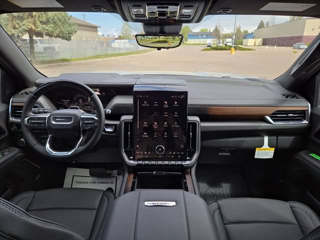 New 2026 GMC Yukon Denali w/ Denali Reserve Package AWD/4WD image 3