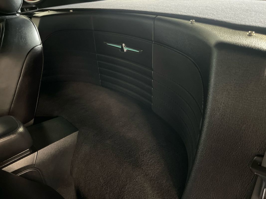 Used 2003 Ford Thunderbird image 91