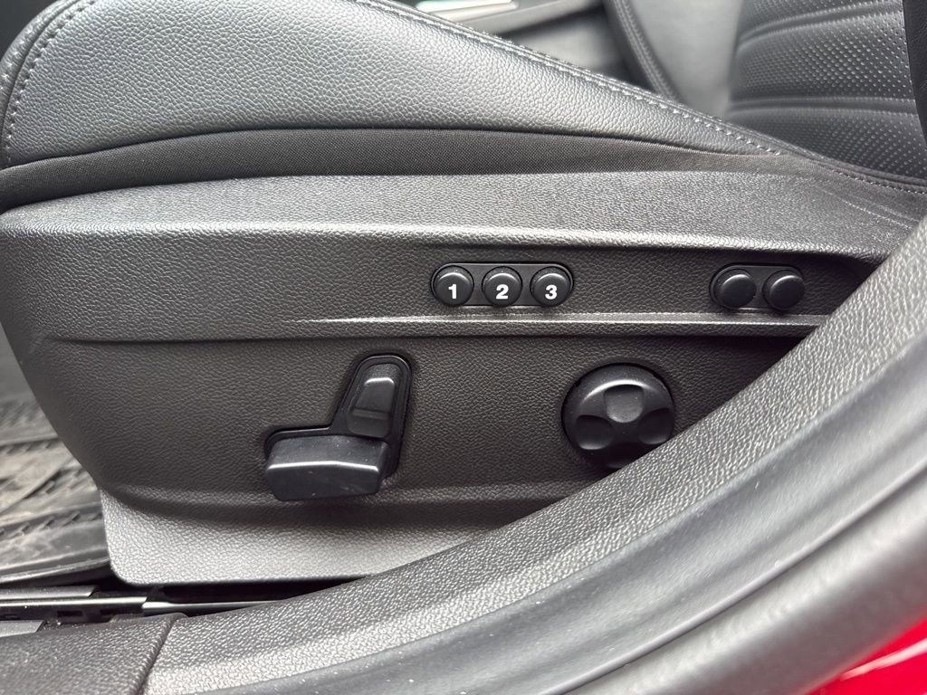 Used 2022 Alfa Romeo Giulia Veloce image 25