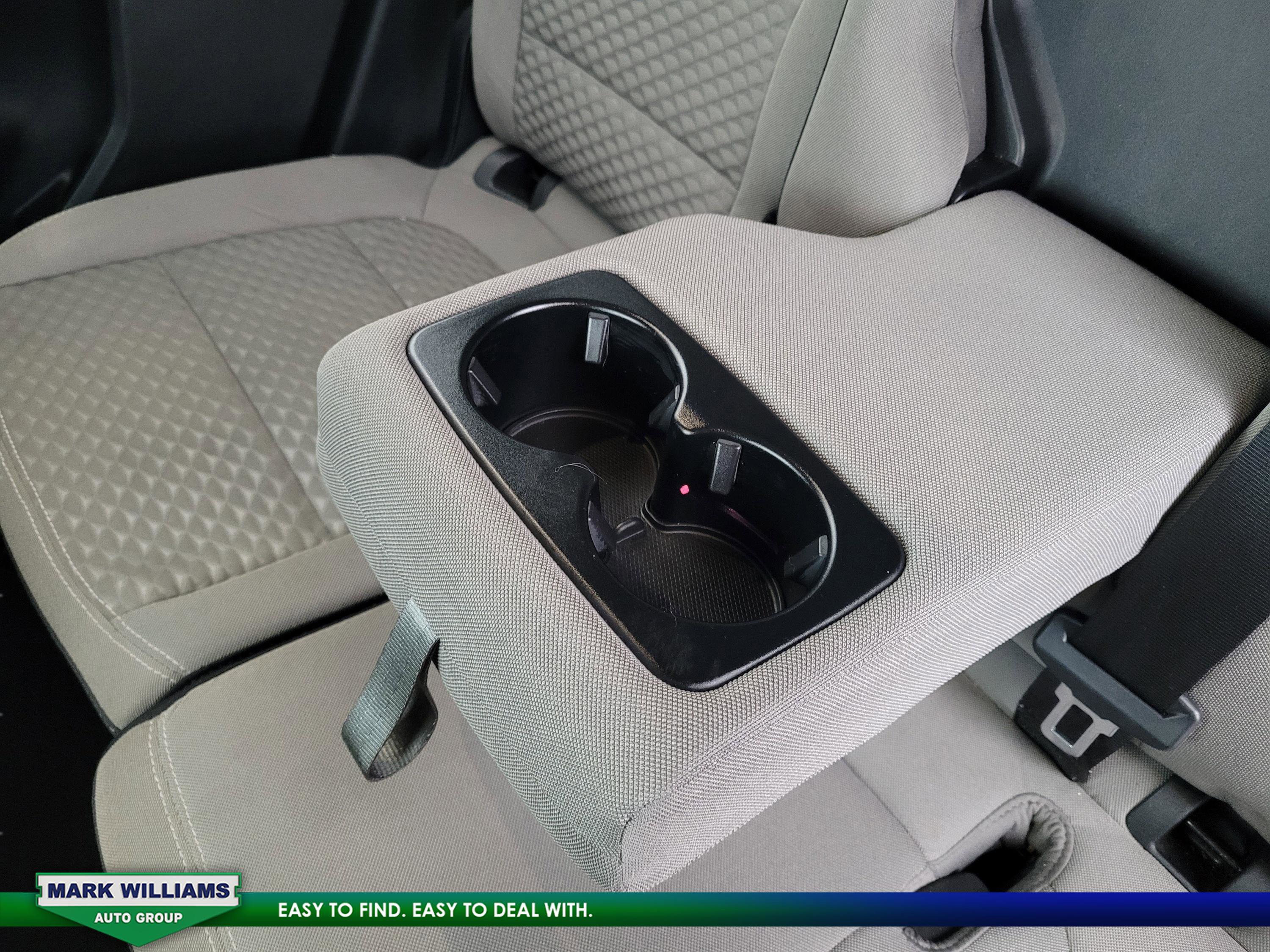 Certified 2020 Ford Escape SE image 17