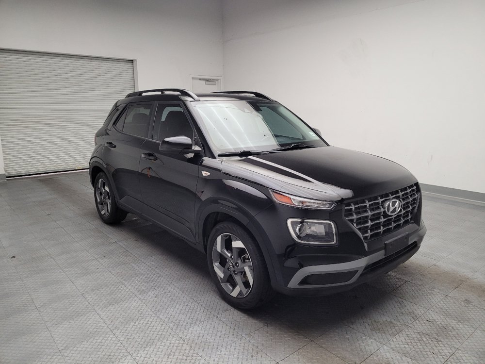 Used 2021 Hyundai Venue SEL w/ Cargo Package FWD image 13