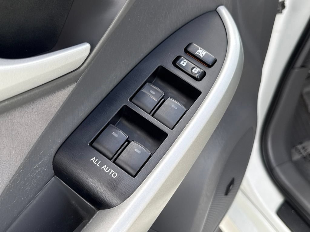 Used 2010 Toyota Prius Two FWD image 18