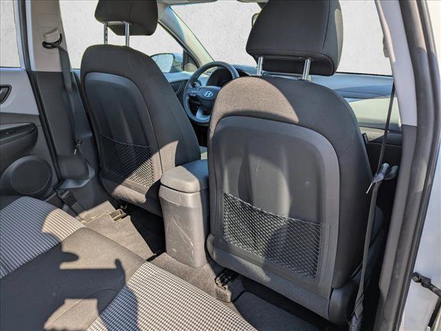 Used 2021 Hyundai Kona SE w/ Cargo Package image 28