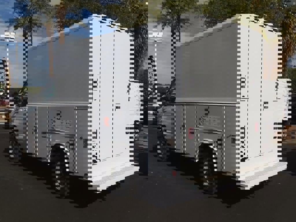 New 2025 Ford E-350 and Econoline 350 Super Duty w/ Power Equipment Group image 6