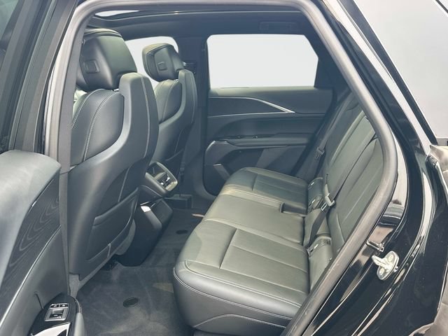 Certified 2024 Cadillac Lyriq Luxury AWD/4WD image 17
