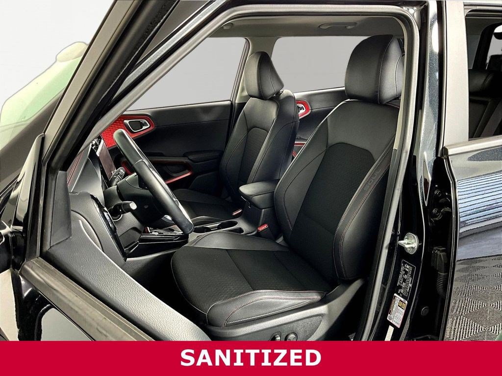 Used 2023 Kia Soul GT-Line w/ GT-Line Technology Package FWD image 20