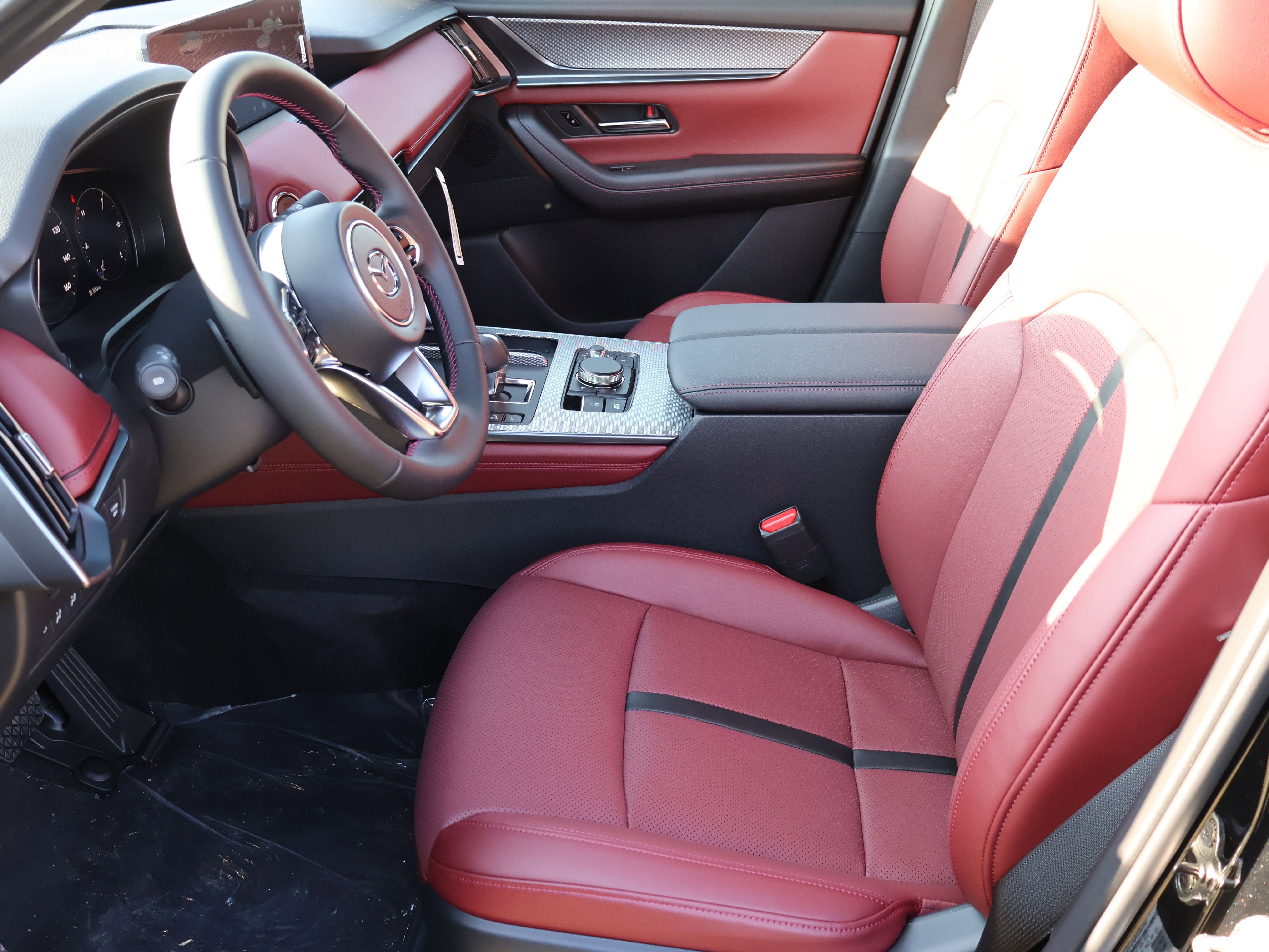 New 2026 MAZDA CX-70 3.3 Turbo w/ Premium Plus Pkg image 37