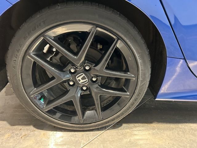 Used 2023 Honda Civic Sport image 16