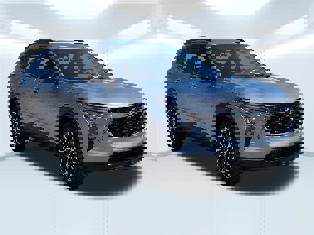 New 2026 Chevrolet Trax RS w/ Sunroof Package image 4