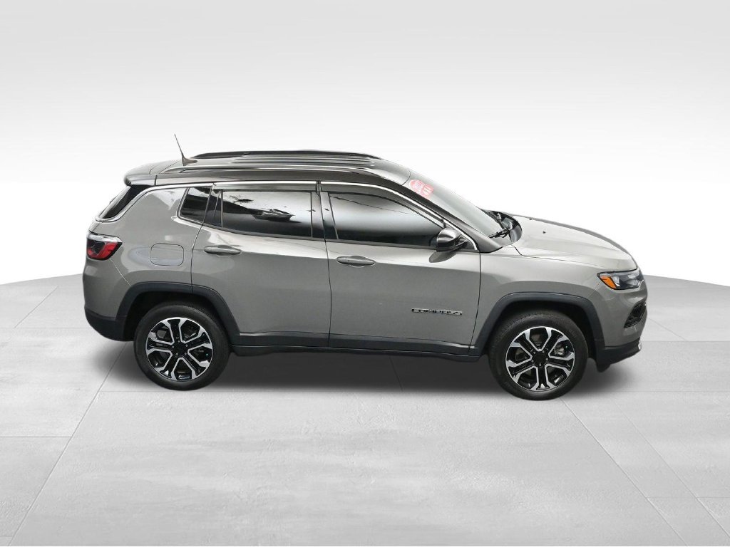 Used 2023 Jeep Compass Limited AWD/4WD image 37