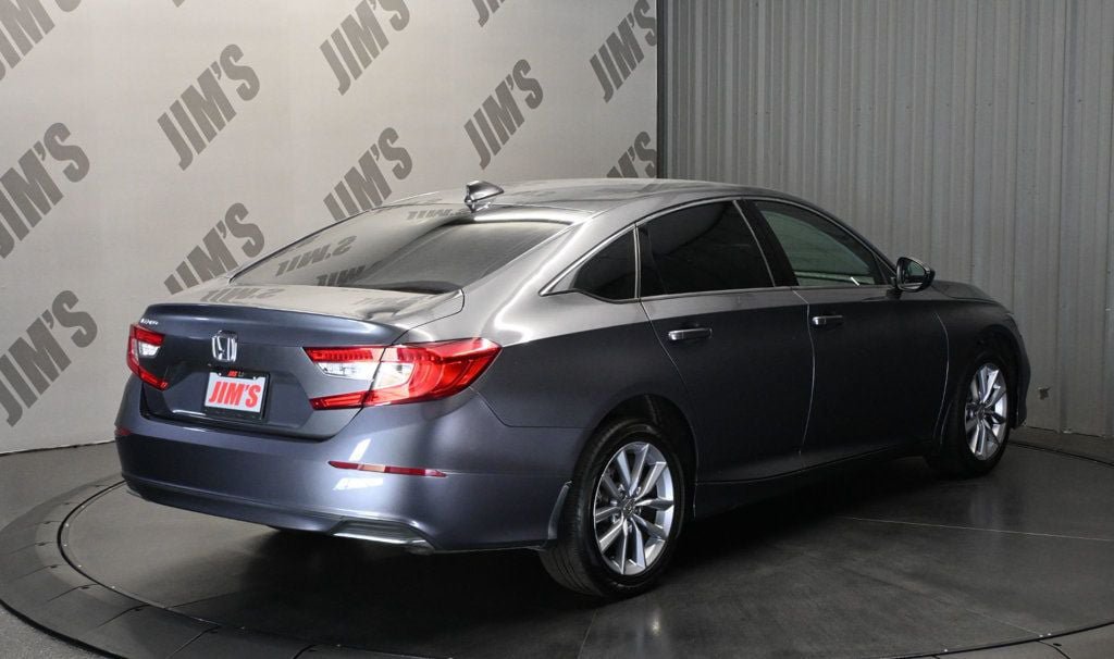 Used 2022 Honda Accord LX image 5