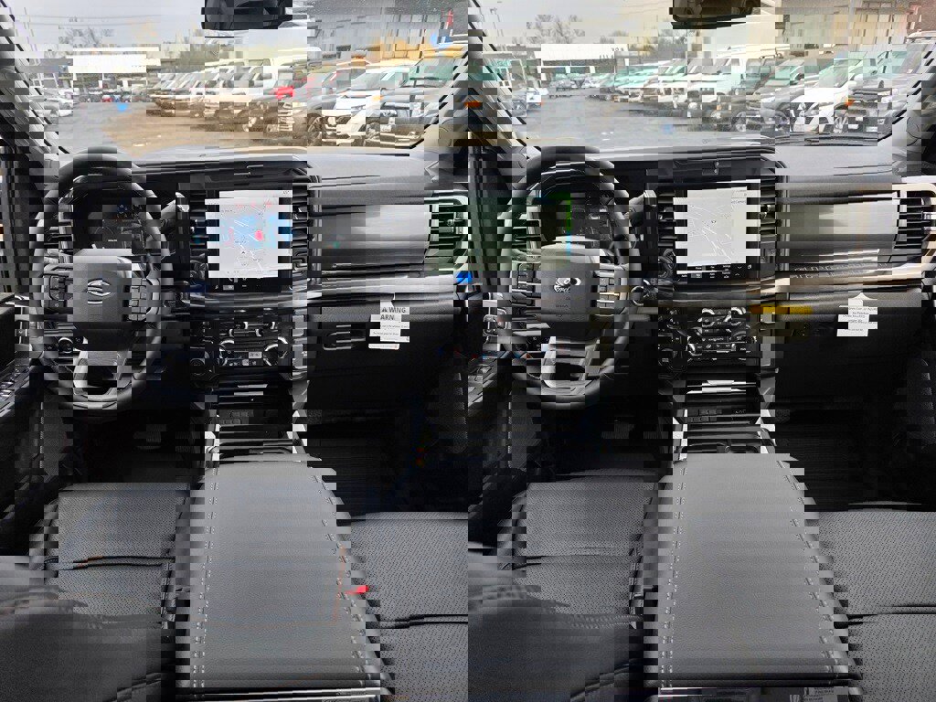 New 2025 Ford F350 Lariat w/ Lariat Ultimate Package image 8
