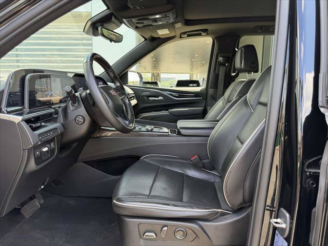 Used 2023 Cadillac Escalade ESV Sport AWD/4WD image 20