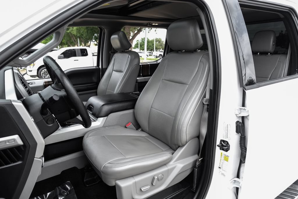 Used 2016 Ford F150 Lariat w/ Equipment Group 502A Luxury AWD/4WD image 41