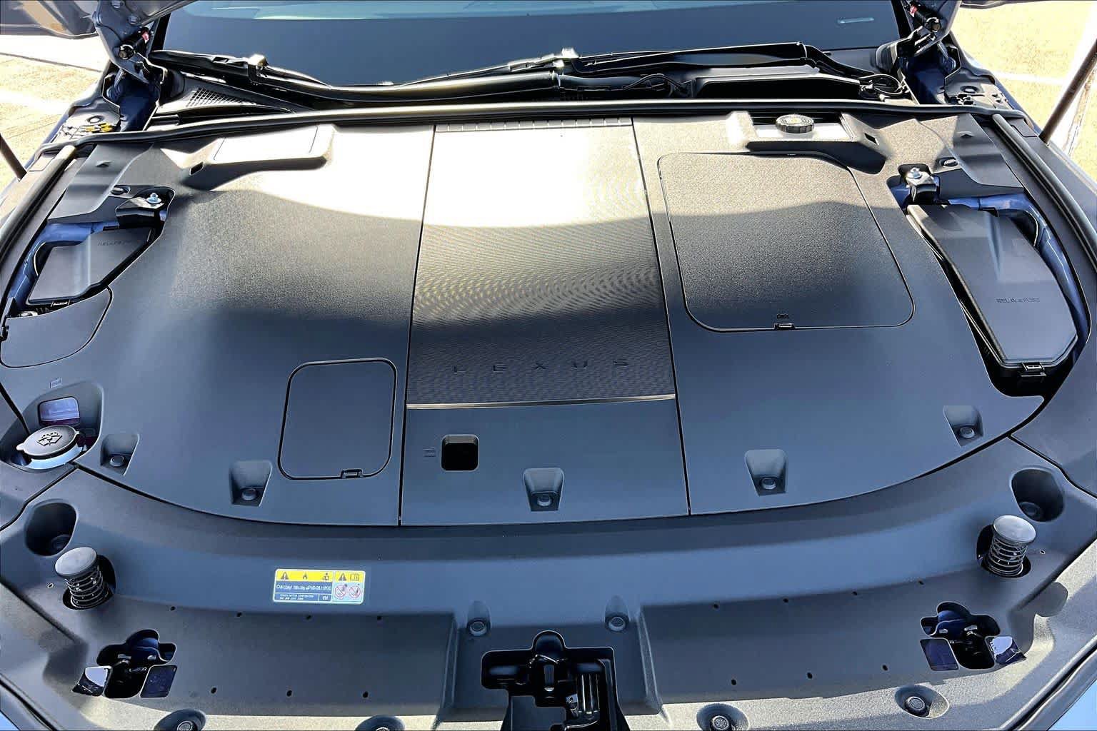 New 2026 Lexus ES 500e AWD/4WD image 16