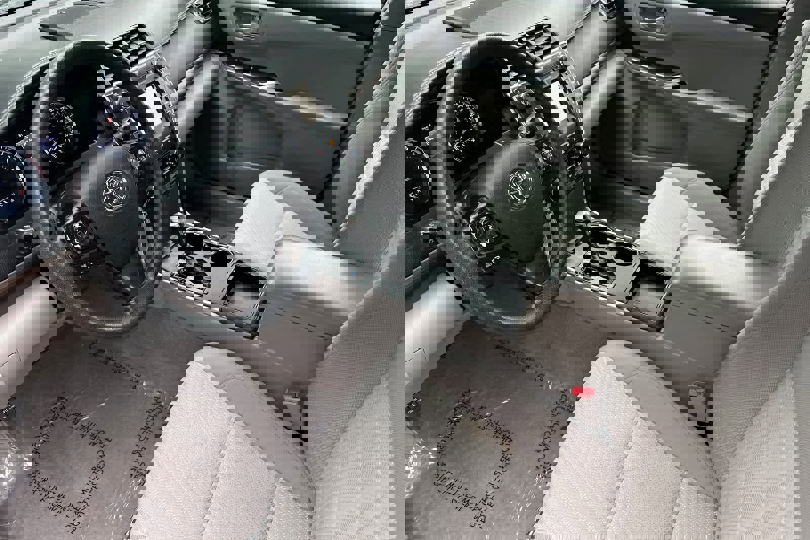 Used 2017 Toyota Camry LE image 11