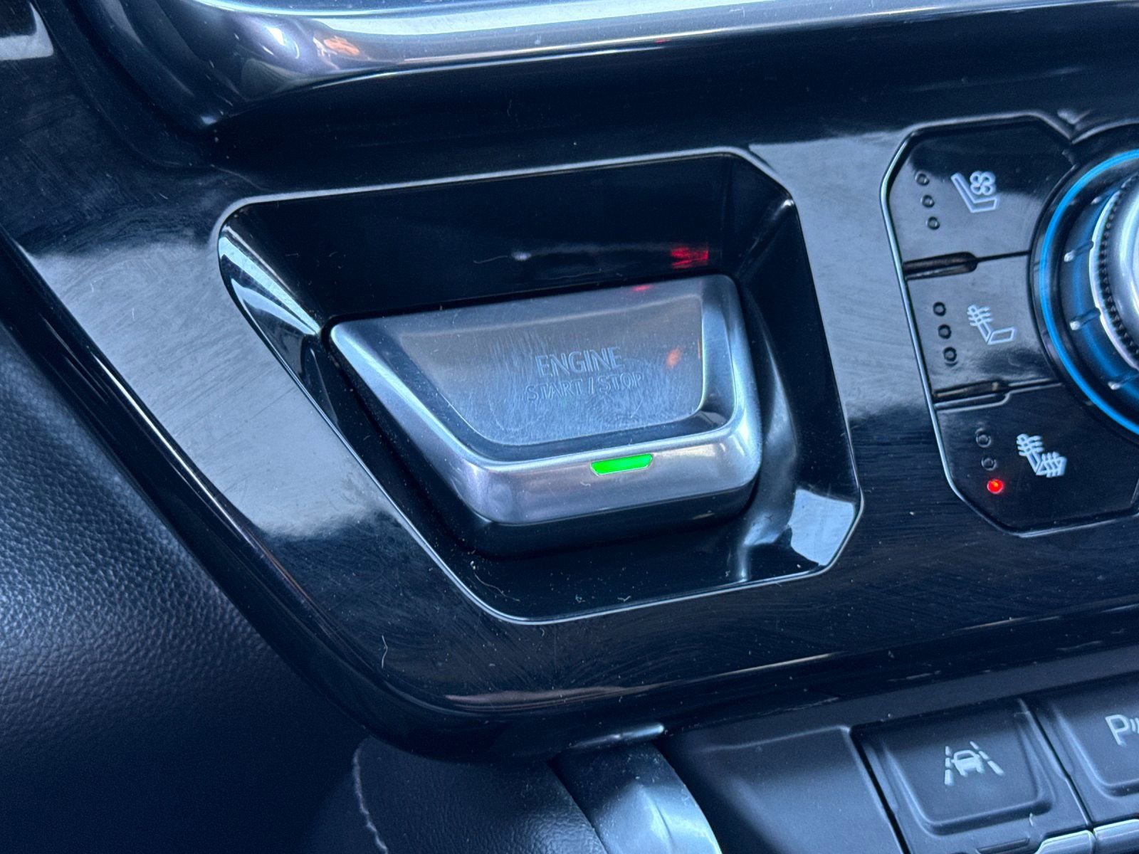 Used 2024 GMC Sierra 1500 Denali image 24