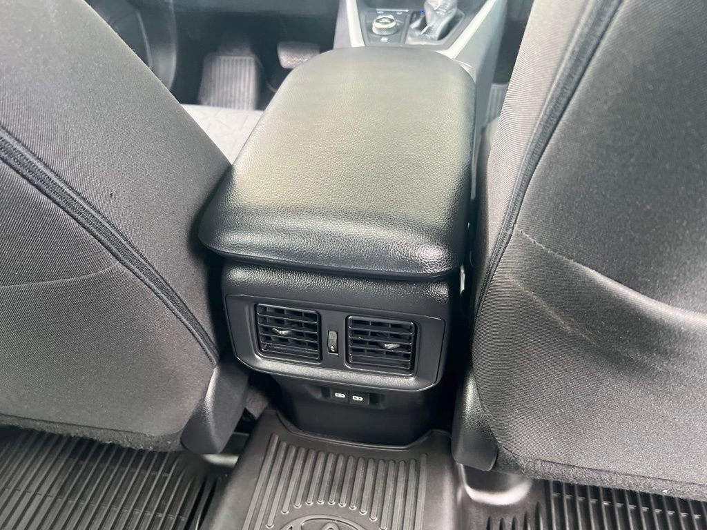 Used 2022 Toyota RAV4 XLE w/ Convenience Package AWD/4WD image 20
