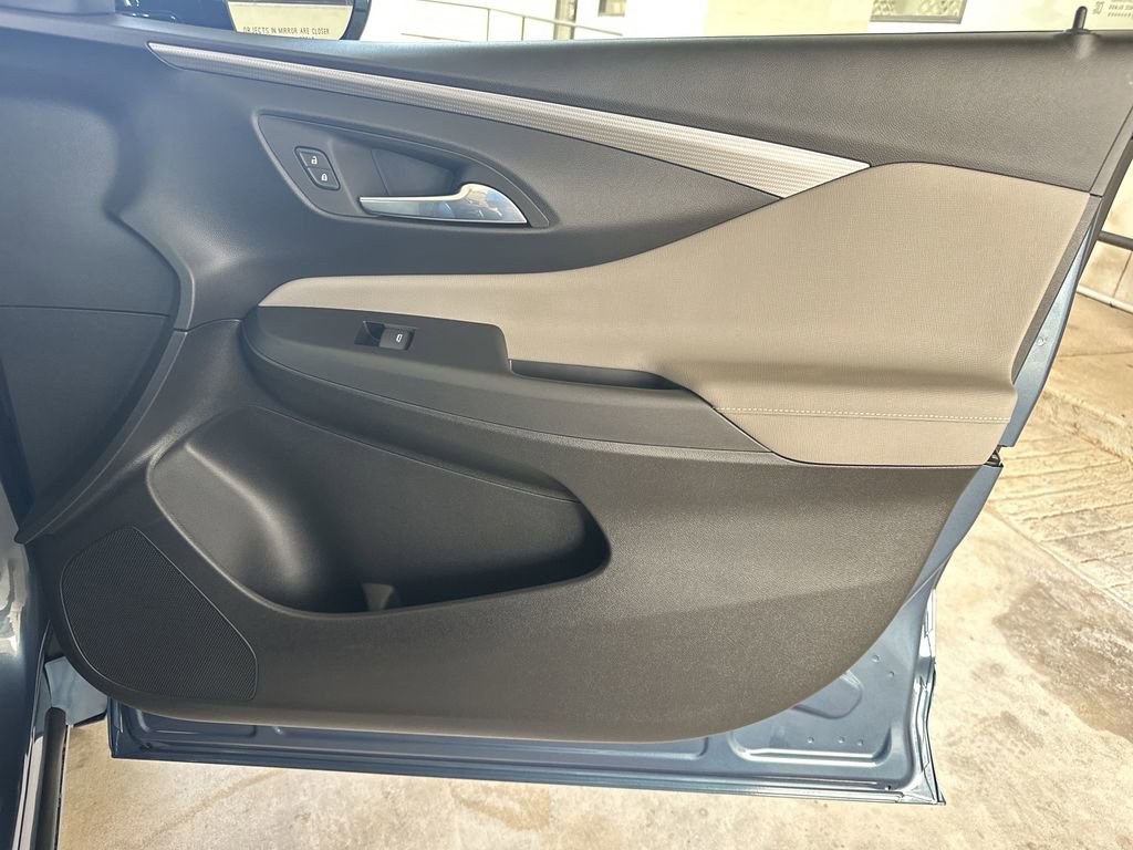 New 2026 Buick Envista Avenir image 37
