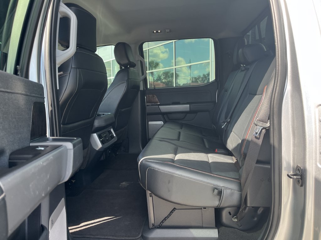 Used 2023 Ford F250 Lariat w/ Lariat Ultimate Package AWD/4WD image 18